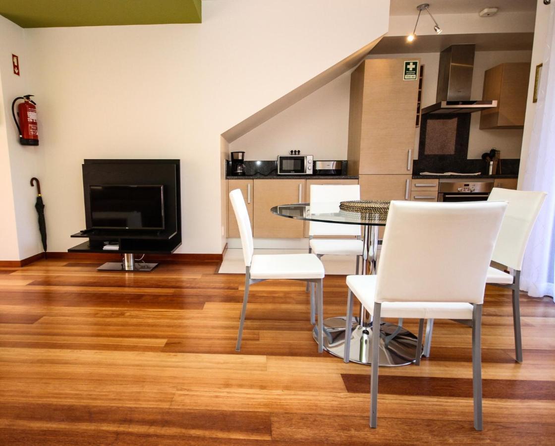 Luxury Apartment - T2 Vue Sur Piscine - Praia Da Luz ภายนอก รูปภาพ