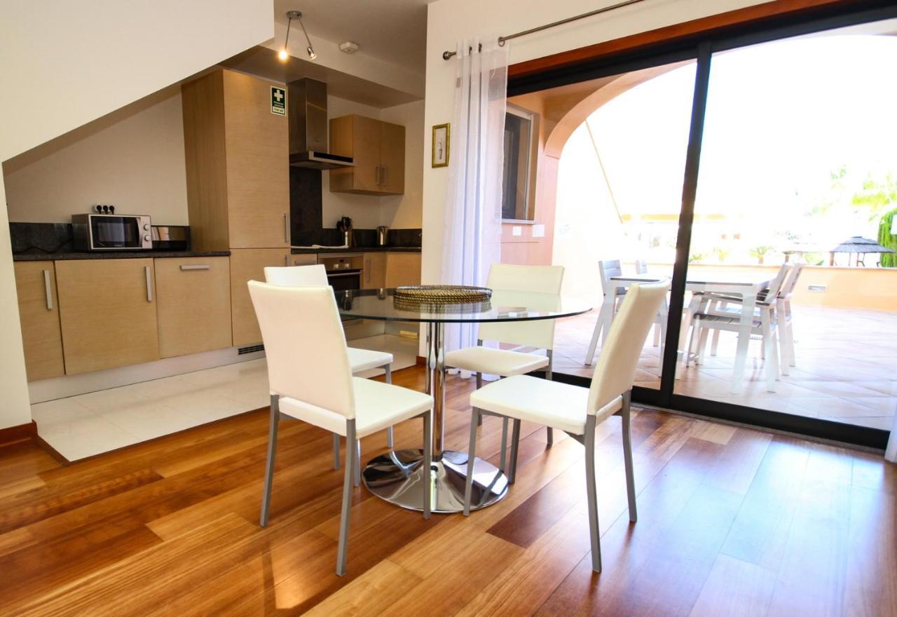 Luxury Apartment - T2 Vue Sur Piscine - Praia Da Luz ภายนอก รูปภาพ
